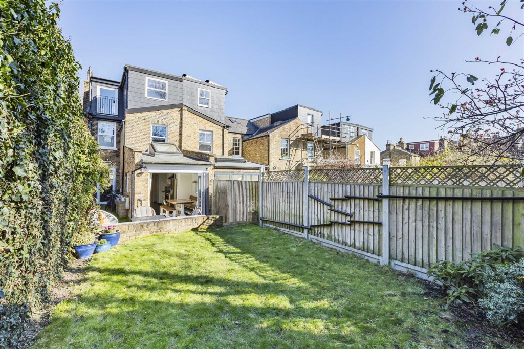 Wilson Street, Walthamstow, London, E17