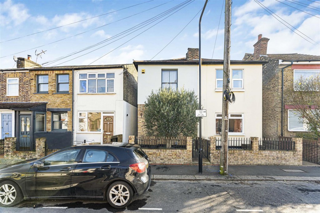 Byron Road, Walthamstow, London, E17