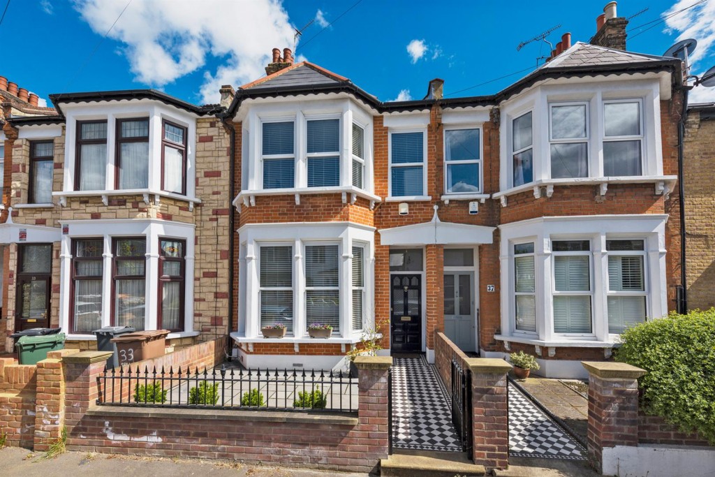 Salisbury Road, Walthamstow, London, E17