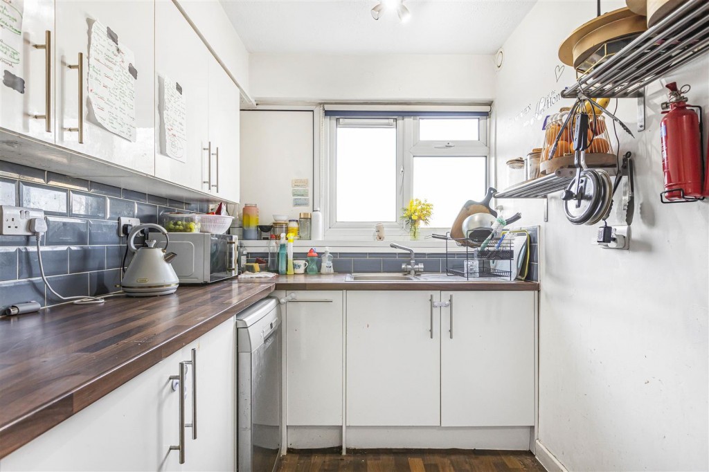 Ayerst Court, Beaumont Road, Leyton, London, E10