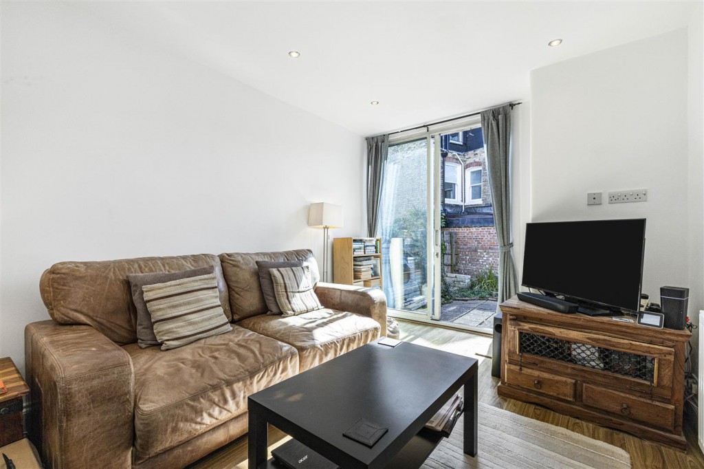 Barrett Road, Walthamstow, London, E17