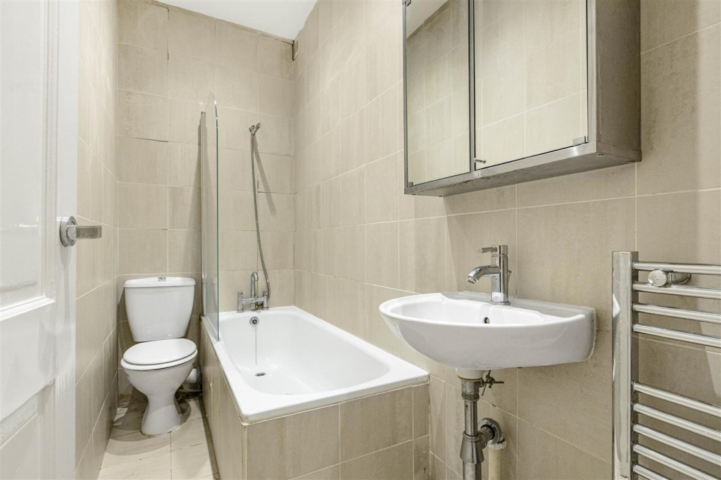 Barrett Road, Walthamstow, London, E17