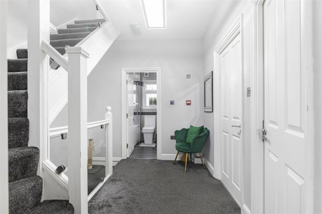 Chudleigh Crescent, Ilford, Essex, IG3