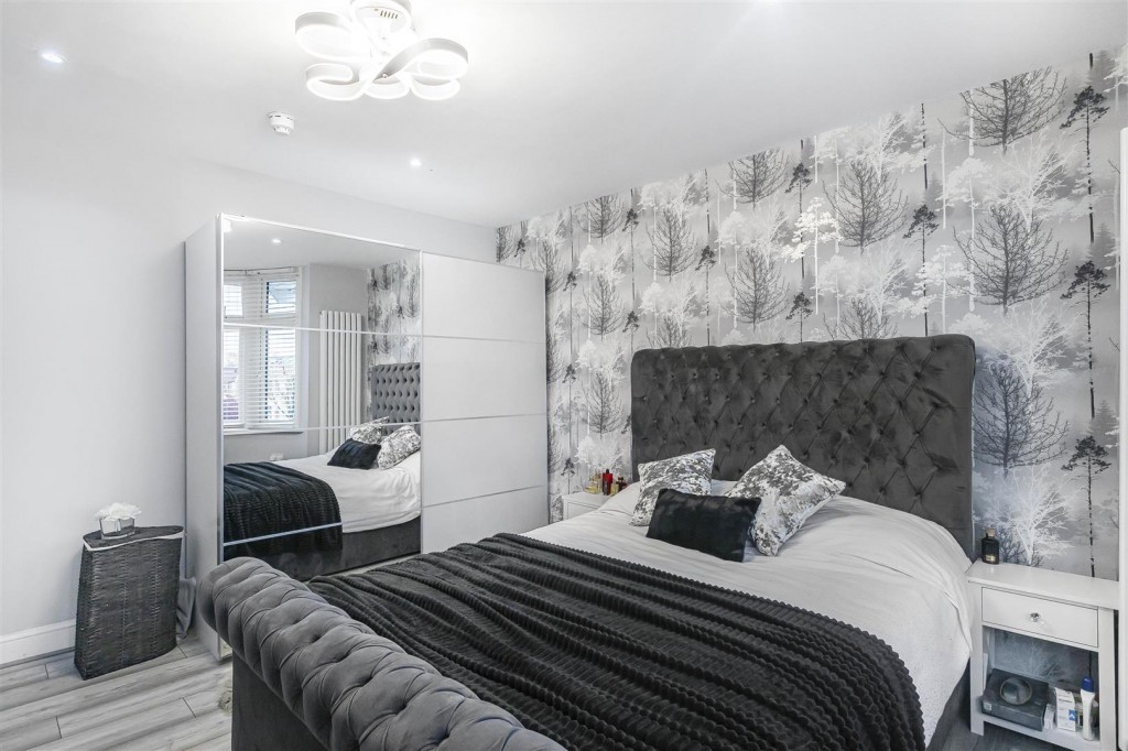 Chudleigh Crescent, Ilford, Essex, IG3