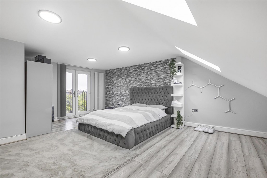 Chudleigh Crescent, Ilford, Essex, IG3