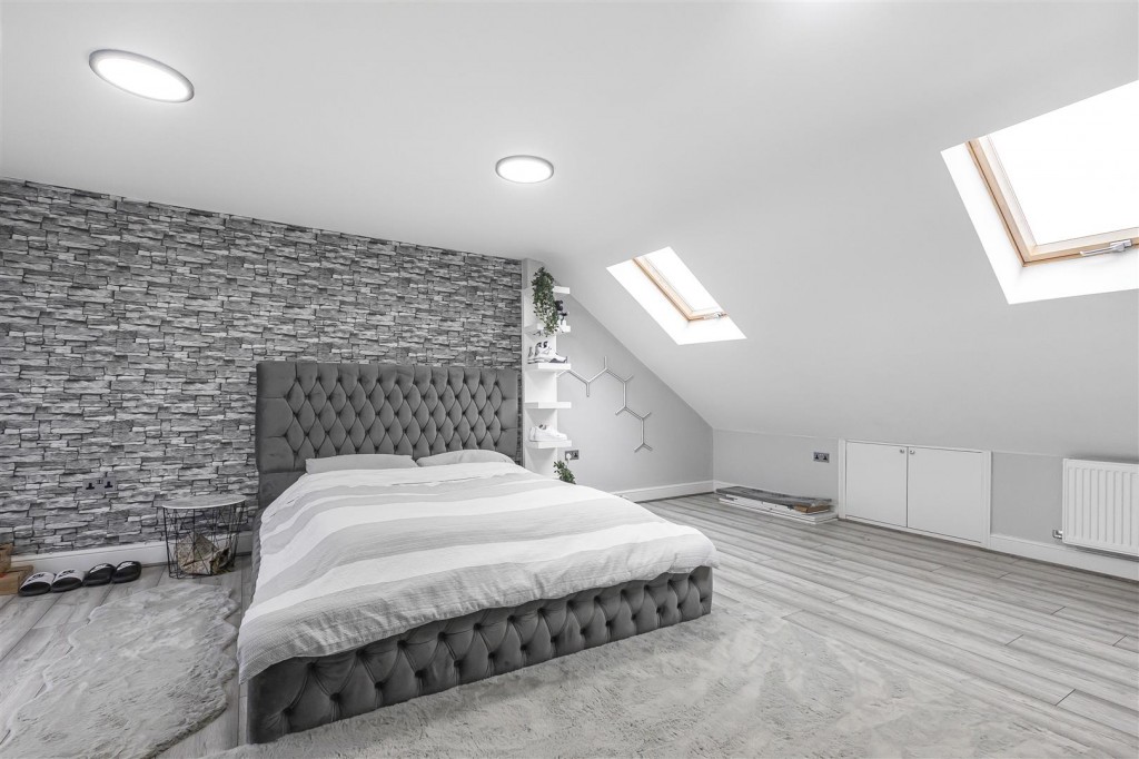 Chudleigh Crescent, Ilford, Essex, IG3