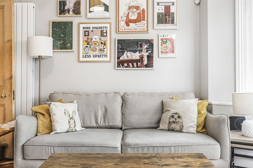 Cleveland Park Crescent, Walthamstow, London, E17