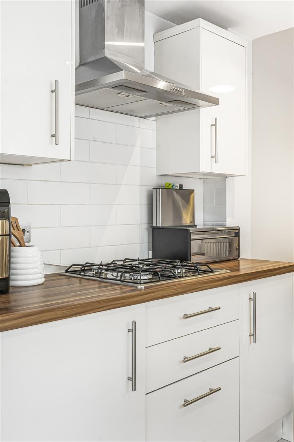 Cleveland Park Crescent, Walthamstow, London, E17