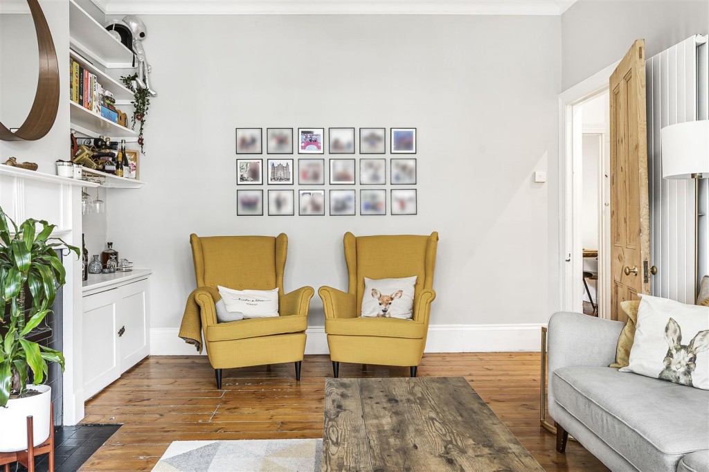 Cleveland Park Crescent, Walthamstow, London, E17