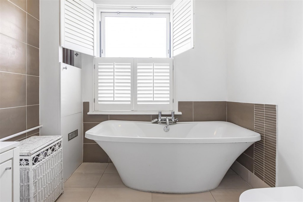 Dawlish Road, Leyton, London, E10