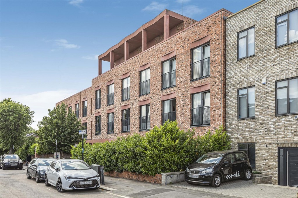 Gainsford Road, Walthamstow, London, E17