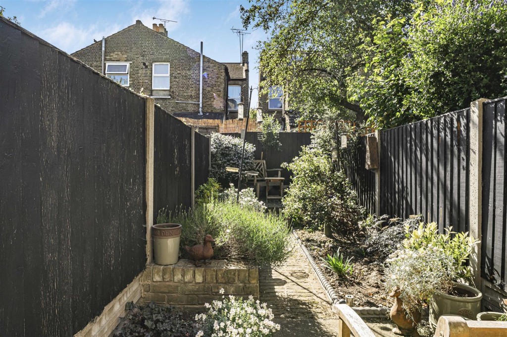Twickenham Road, Leytonstone, London, E11
