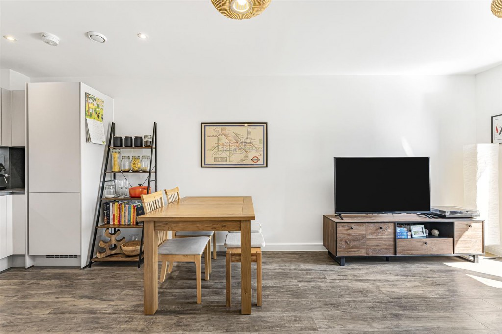 Clarkson Crescent, Walthamstow, London, E17