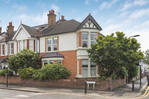 Essex Road, Leyton, London, E10