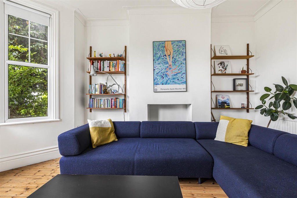 Essex Road, Leyton, London, E10