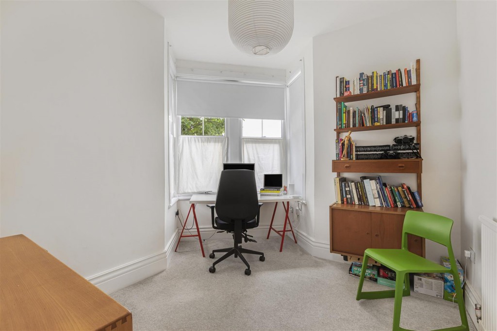 Essex Road, Leyton, London, E10