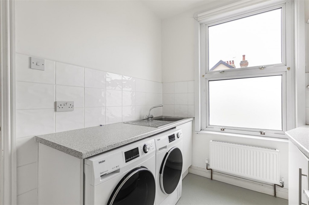 Essex Road, Leyton, London, E10
