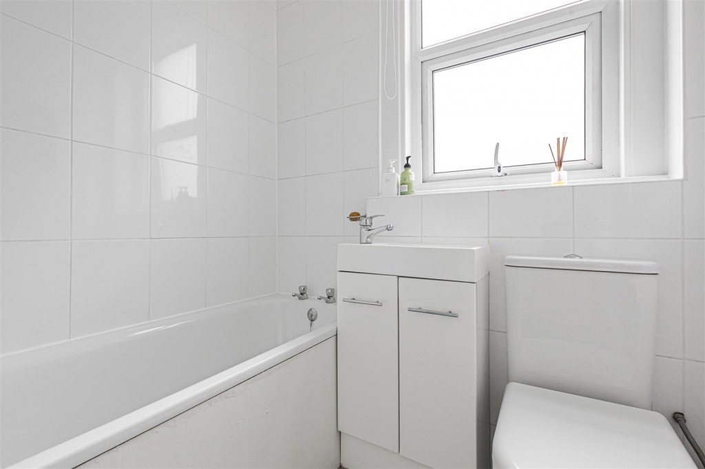 Essex Road, Leyton, London, E10