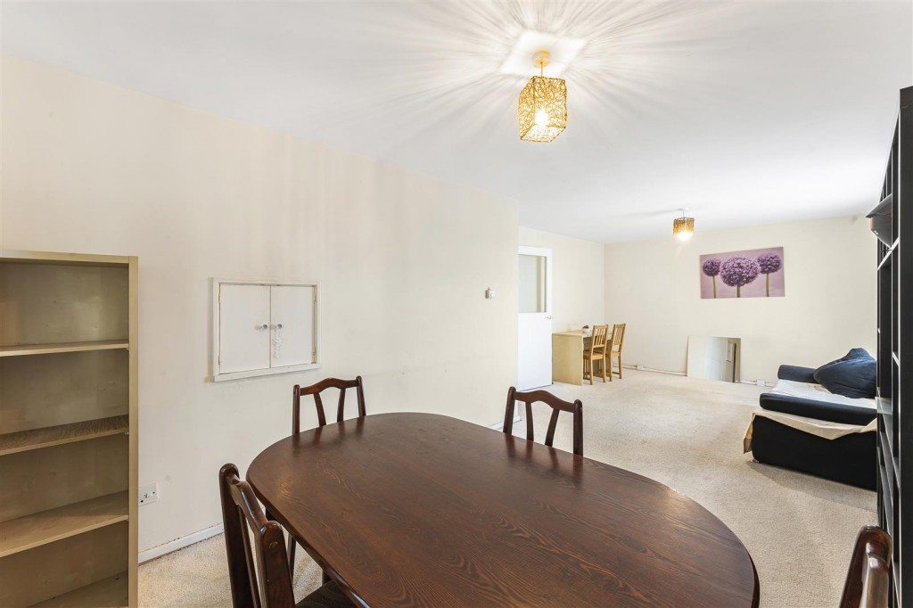 Tristram Close, Walthamstow, London, E17