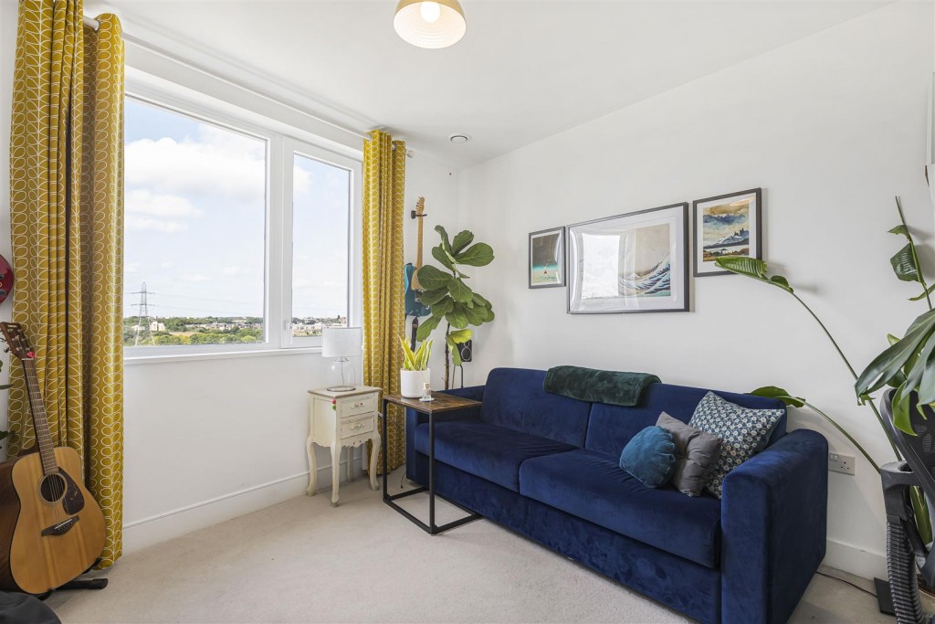 Beck Square, Leyton, London, E10