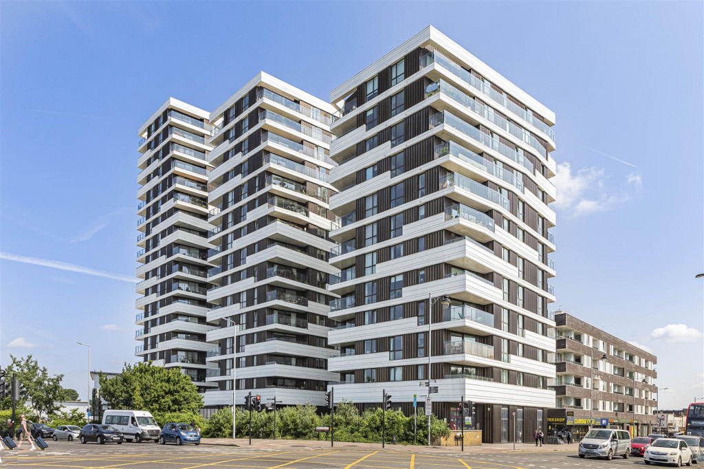 Beck Square, Leyton, London, E10