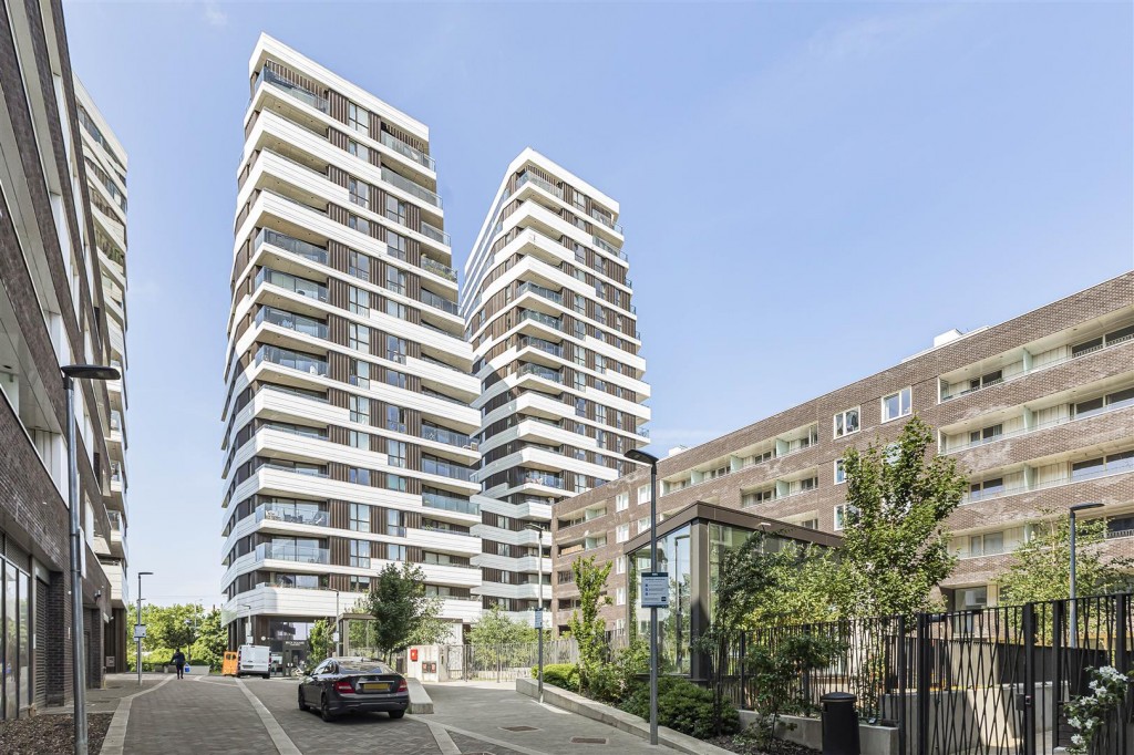Beck Square, Leyton, London, E10