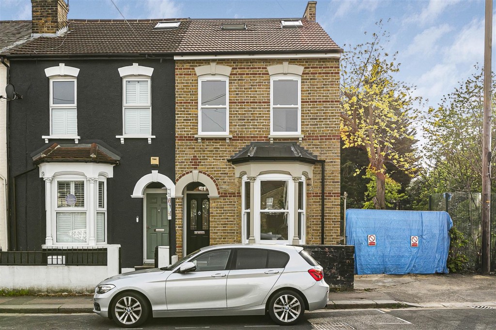 Shernhall Street, Walthamstow, London, E17