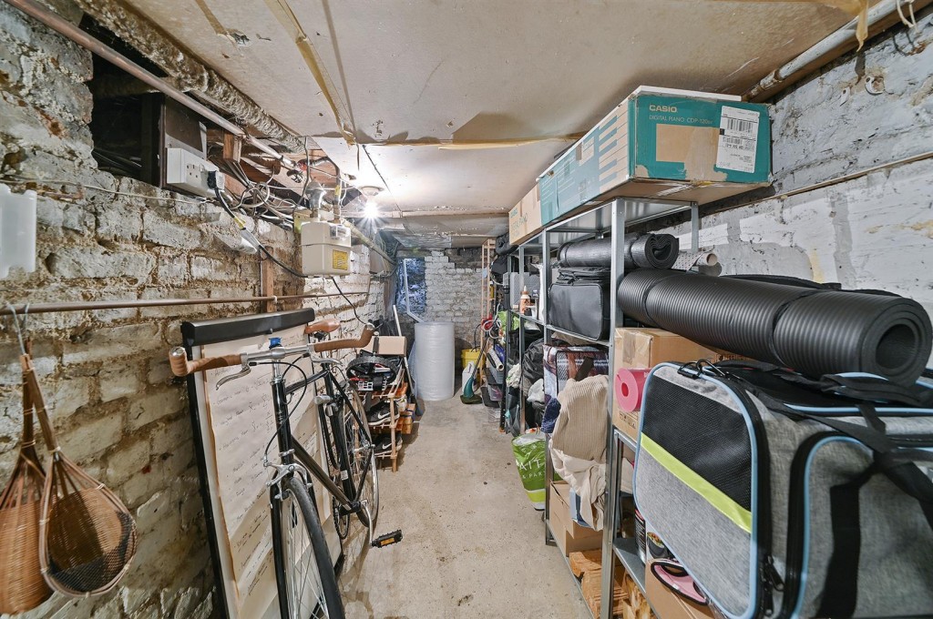 Lyndhurst Drive, Leyton, London, E10
