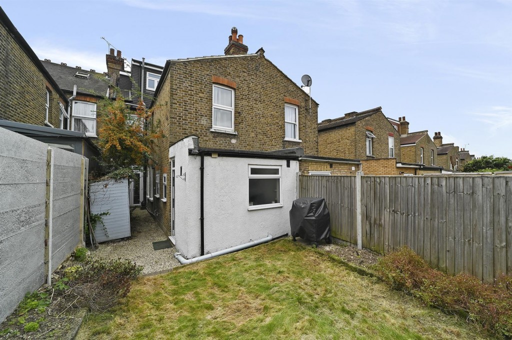 Lyndhurst Drive, Leyton, London, E10