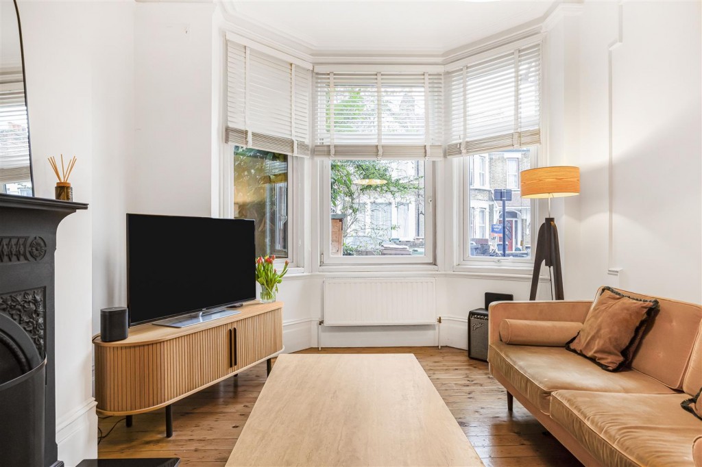 Lyndhurst Drive, Leyton, London, E10