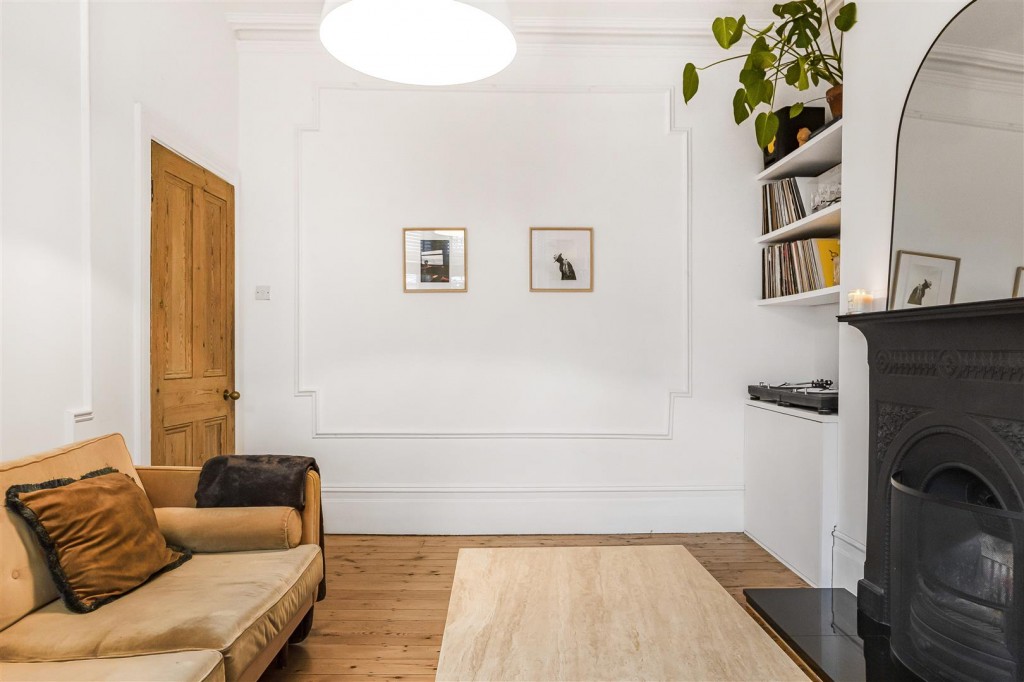Lyndhurst Drive, Leyton, London, E10