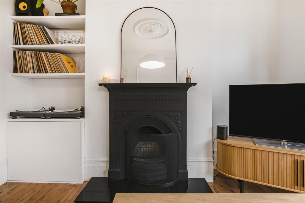 Lyndhurst Drive, Leyton, London, E10