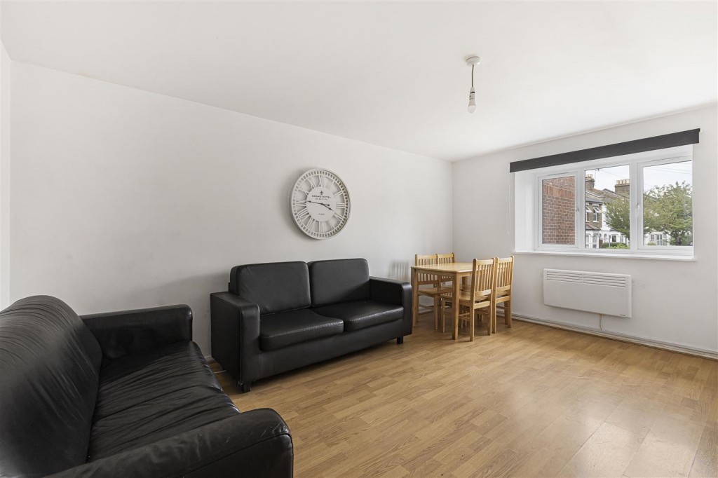 Yunus Khan Close, Walthamstow, London, E17