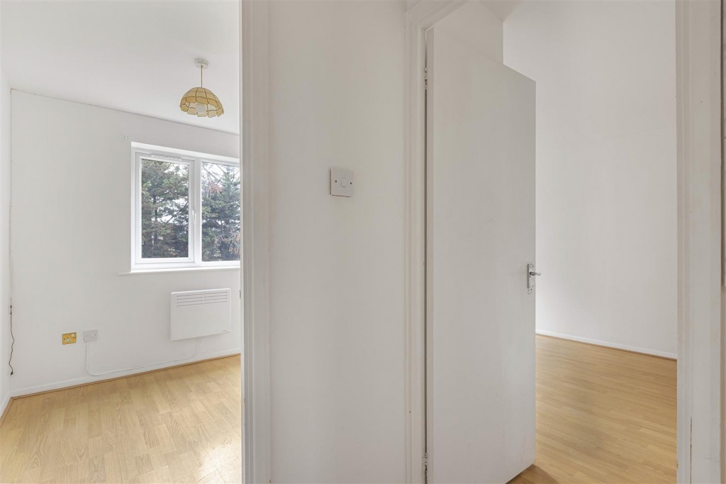 Yunus Khan Close, Walthamstow, London, E17