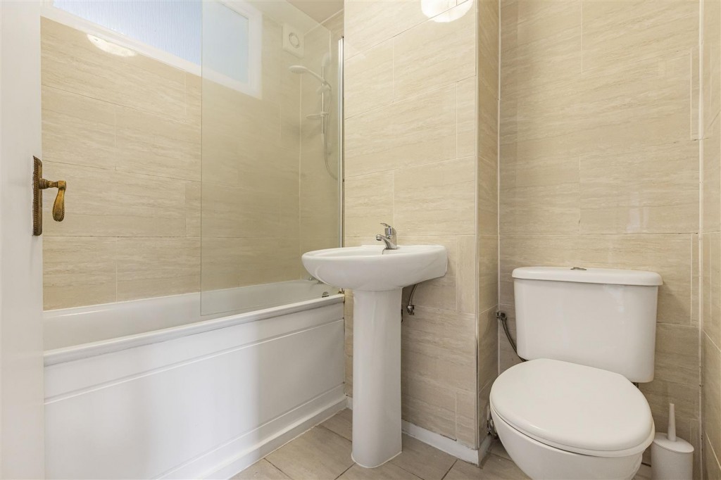 Yunus Khan Close, Walthamstow, London, E17