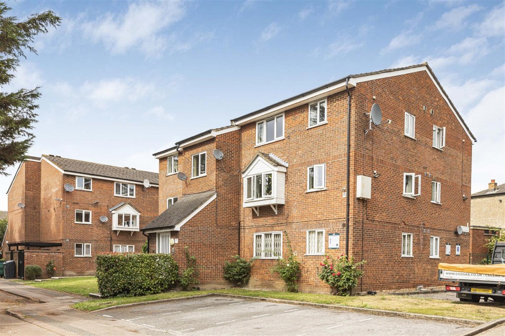 Yunus Khan Close, Walthamstow, London, E17