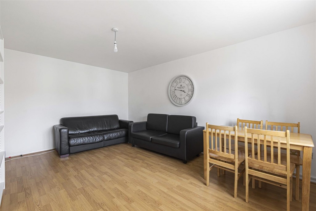 Yunus Khan Close, Walthamstow, London, E17