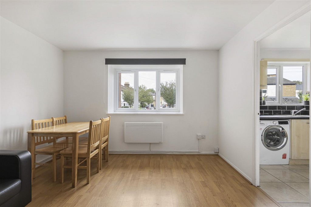 Yunus Khan Close, Walthamstow, London, E17