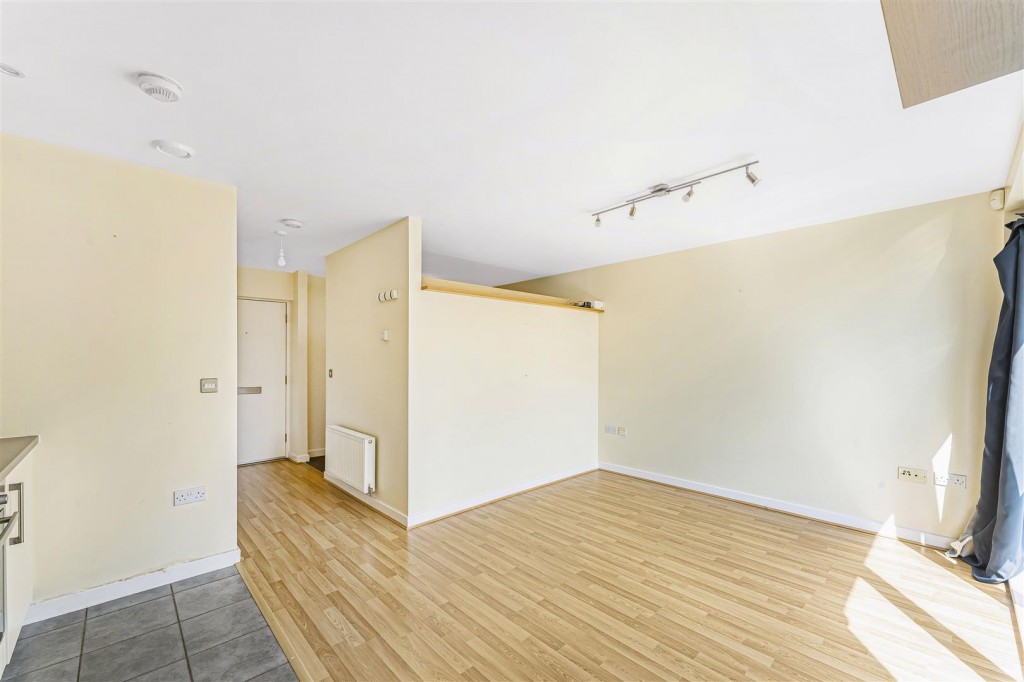 Vellum Court, Hillyfield, Walthamstow, London, E17
