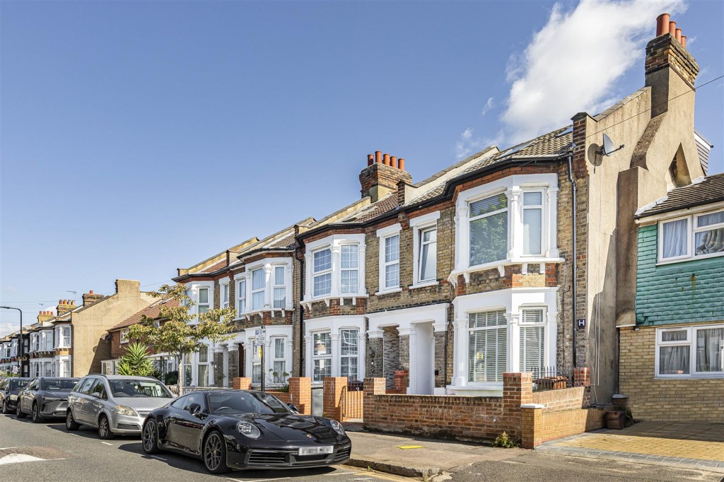 Salcombe Road, Walthamstow, London, E17