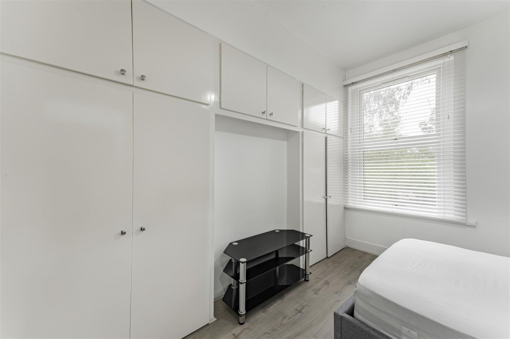 Lea Bridge Road, Leyton, London, E10