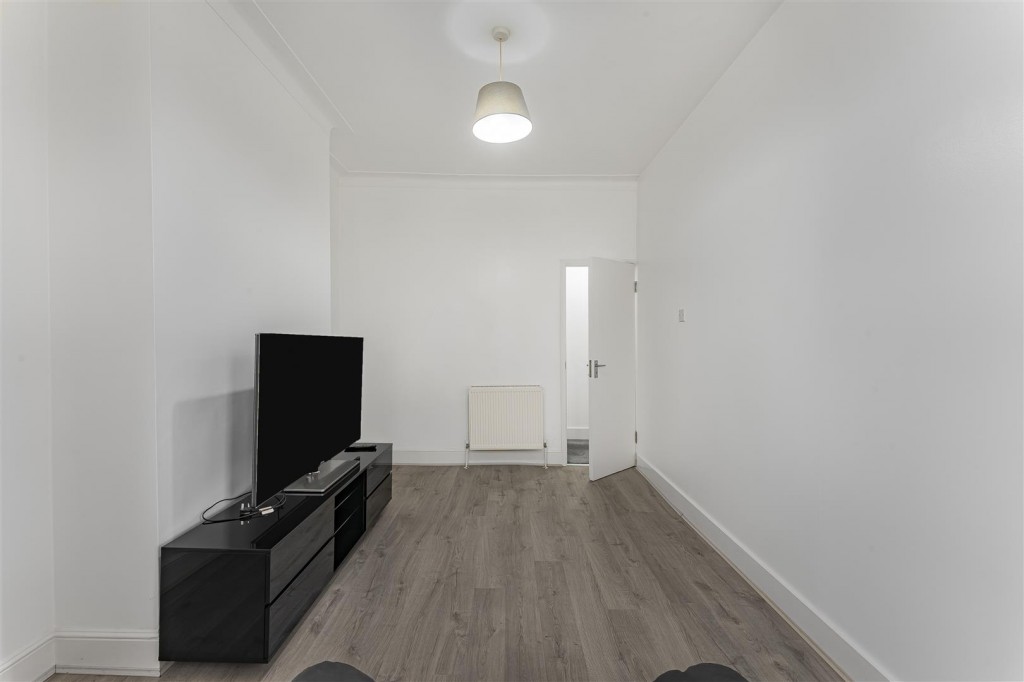 Lea Bridge Road, Leyton, London, E10