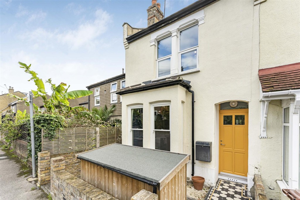 Tower Hamlets Road, Walthamstow, London, E17