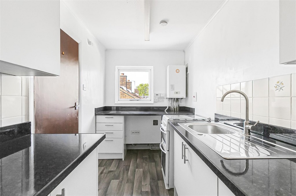 West Avenue, Walthamstow, London, E17