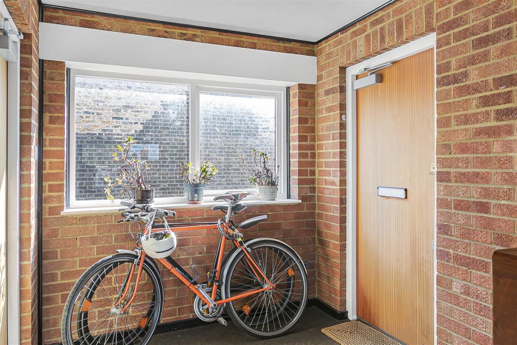 West Avenue, Walthamstow, London, E17