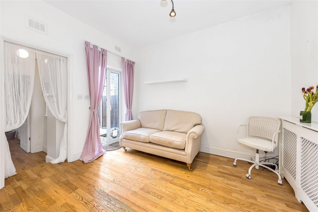 Bakers Avenue, Walthamstow, London, E17