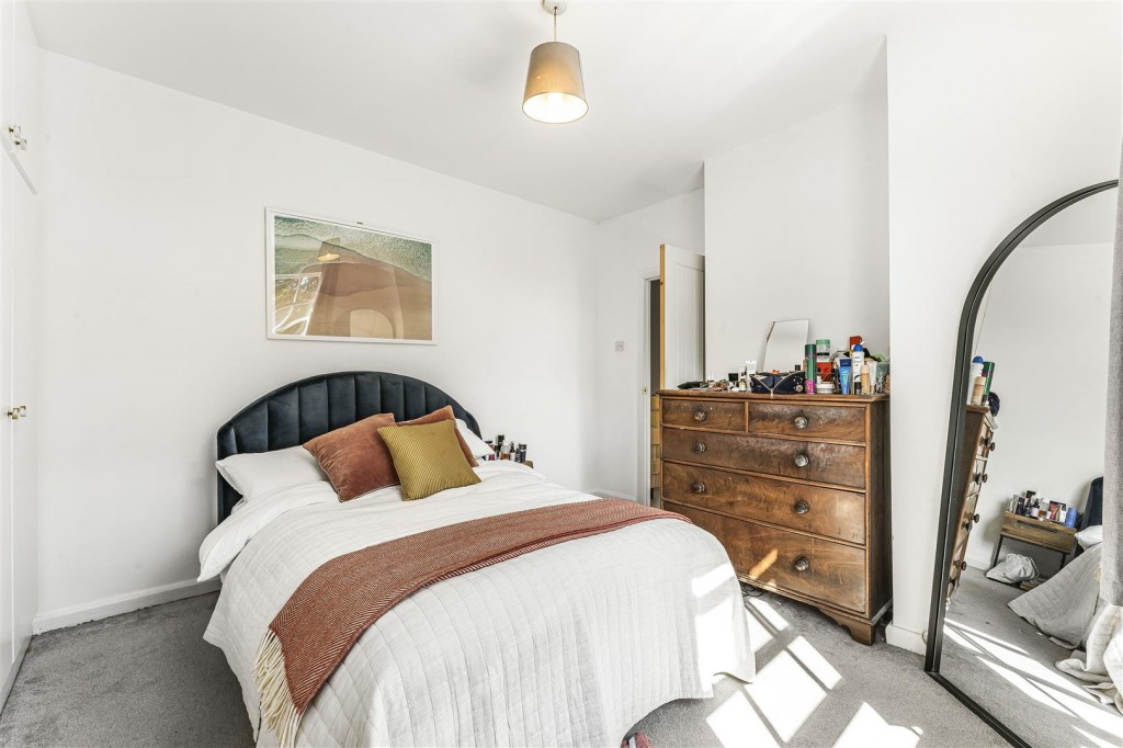 Lyne Crescent, Walthamstow, London, E17