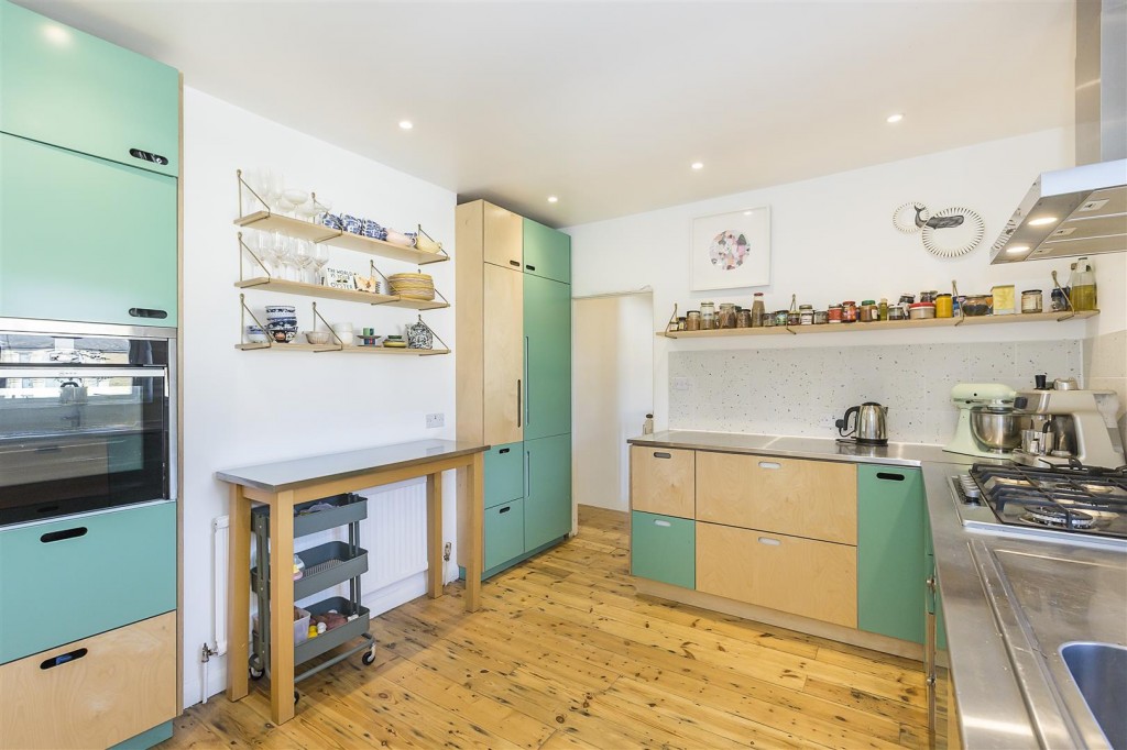 Francis Road, Leyton, London, E10