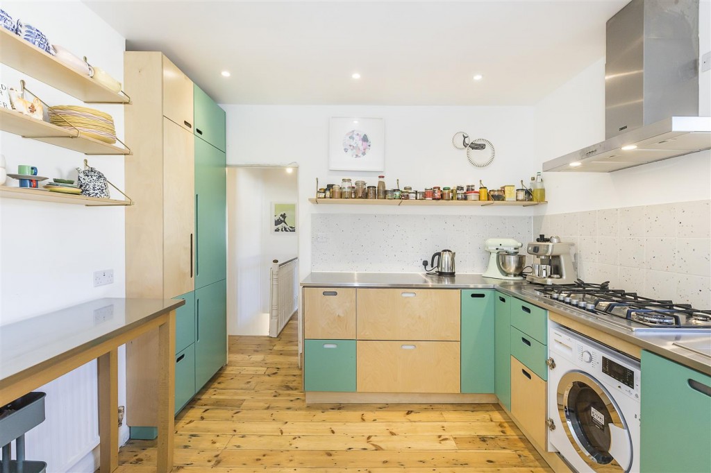 Francis Road, Leyton, London, E10