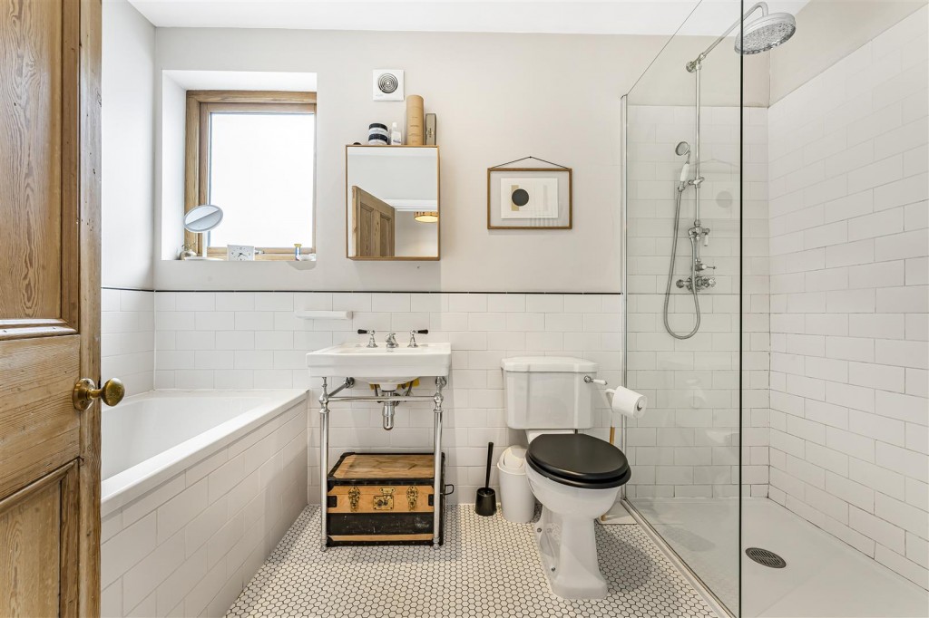 Exeter Road, Walthamstow, London, E17